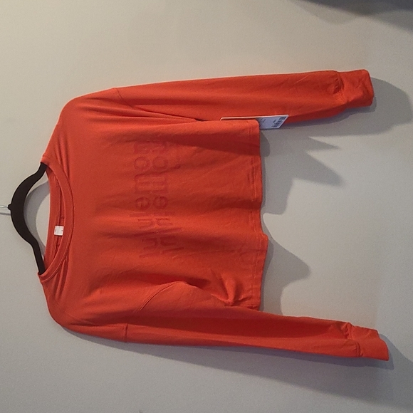 NWT Lululemon Muscle Love Long Sleeve Shirt *Motif Love Red - Picture 7 of 11